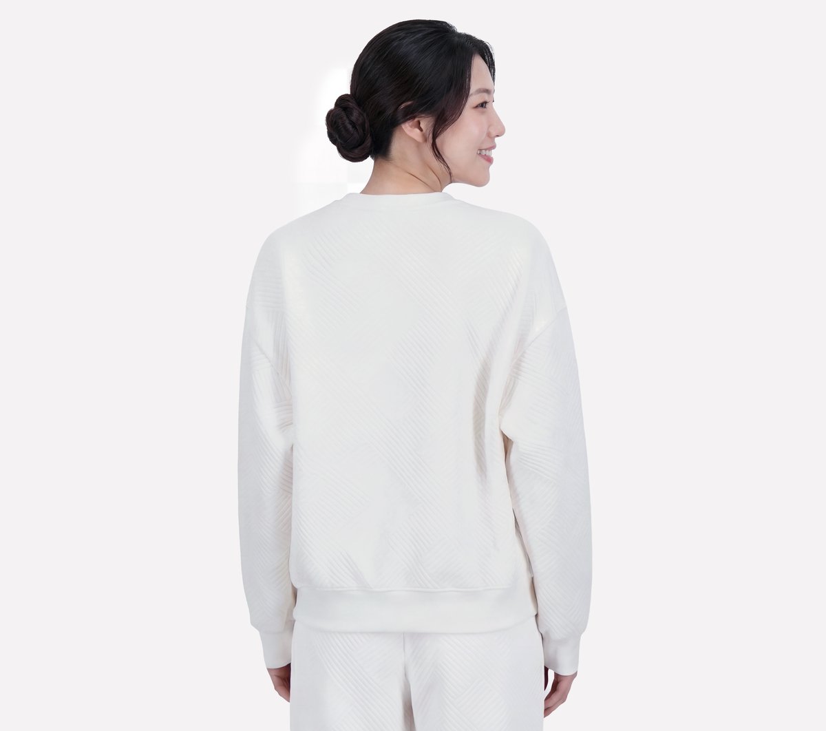 Women Downtown Cozy Fit Long Sleeve Crew