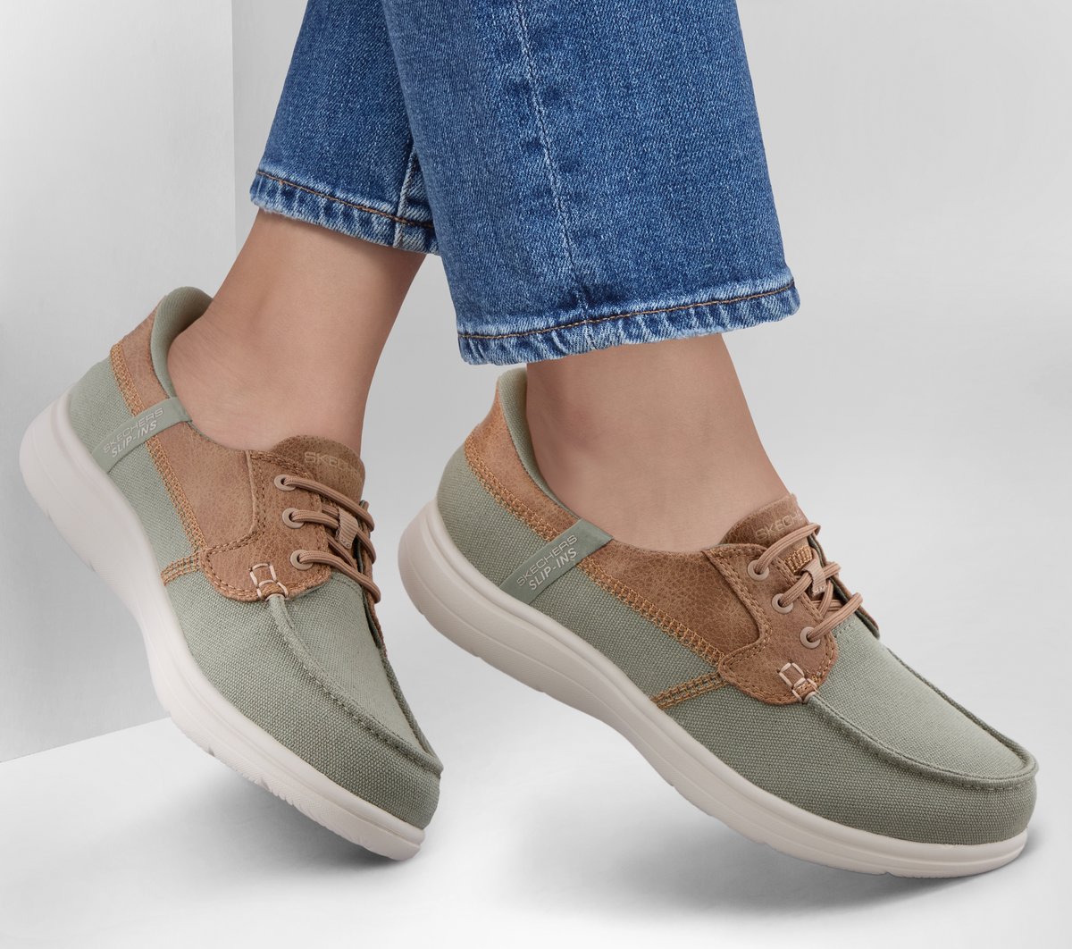 Women Slip-ins: On-The-GO Flex Radiant - Sandy
