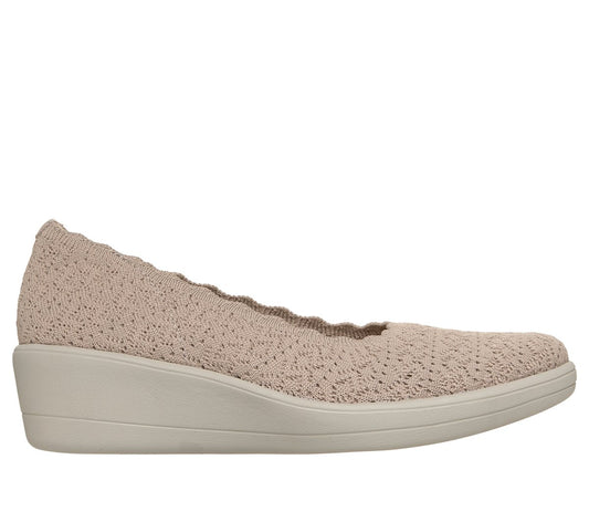 Women Relaxed Fit: Newport Wedge - Softly Stitched