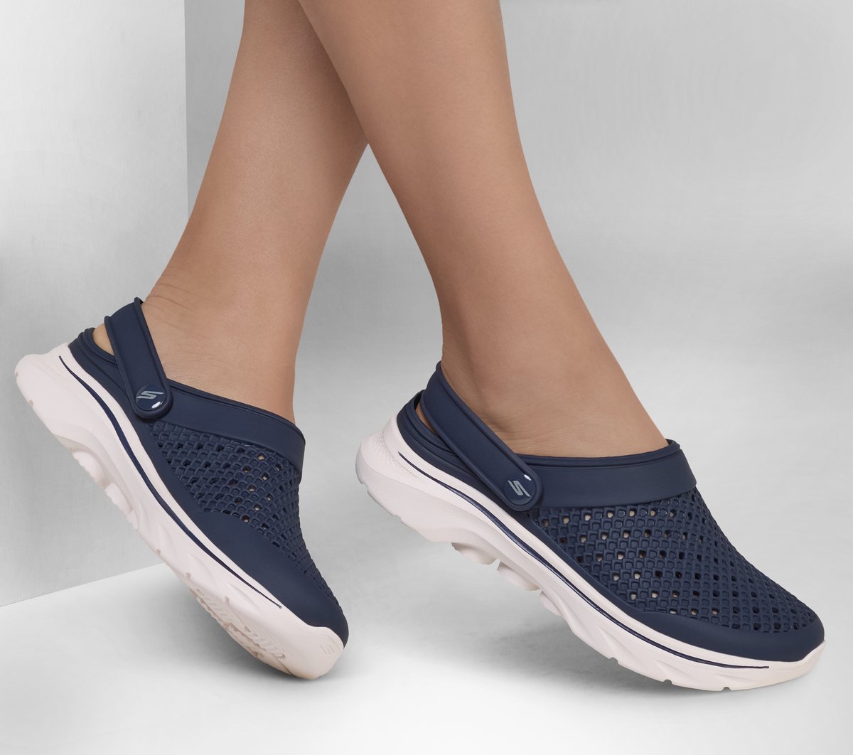 Women Foamies: GO WALK 7 - Joyous